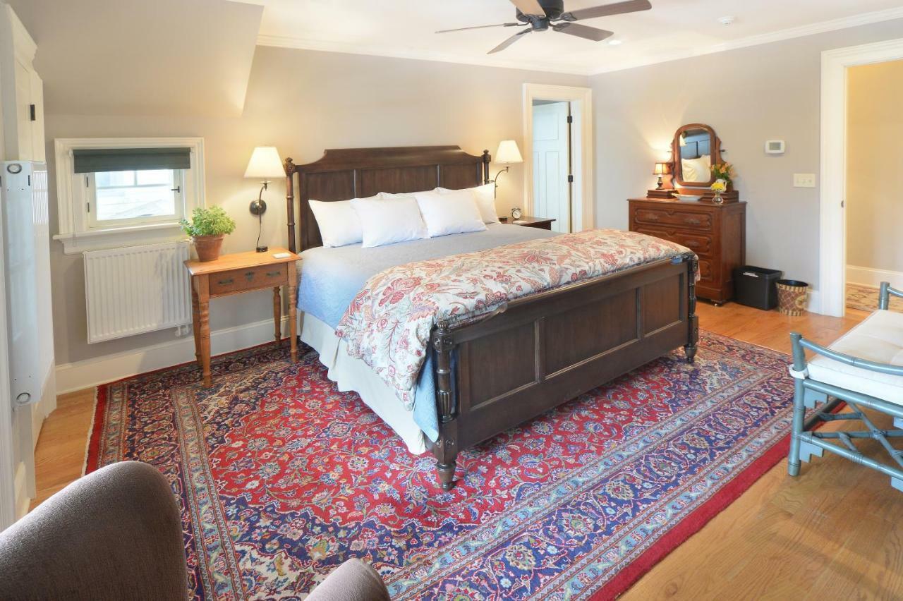 The Springwater Bed And Breakfast Saratoga Springs Eksteriør bilde