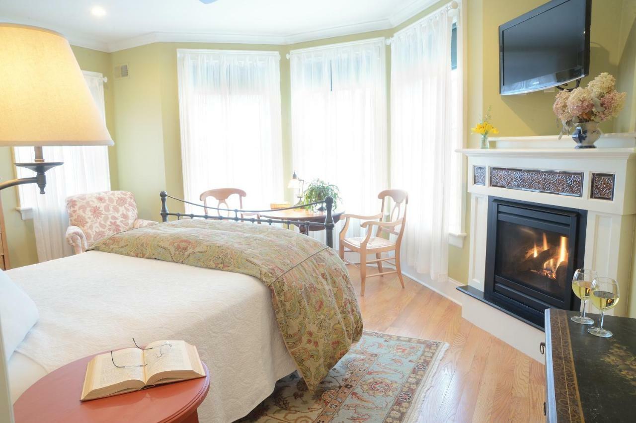 The Springwater Bed And Breakfast Saratoga Springs Eksteriør bilde