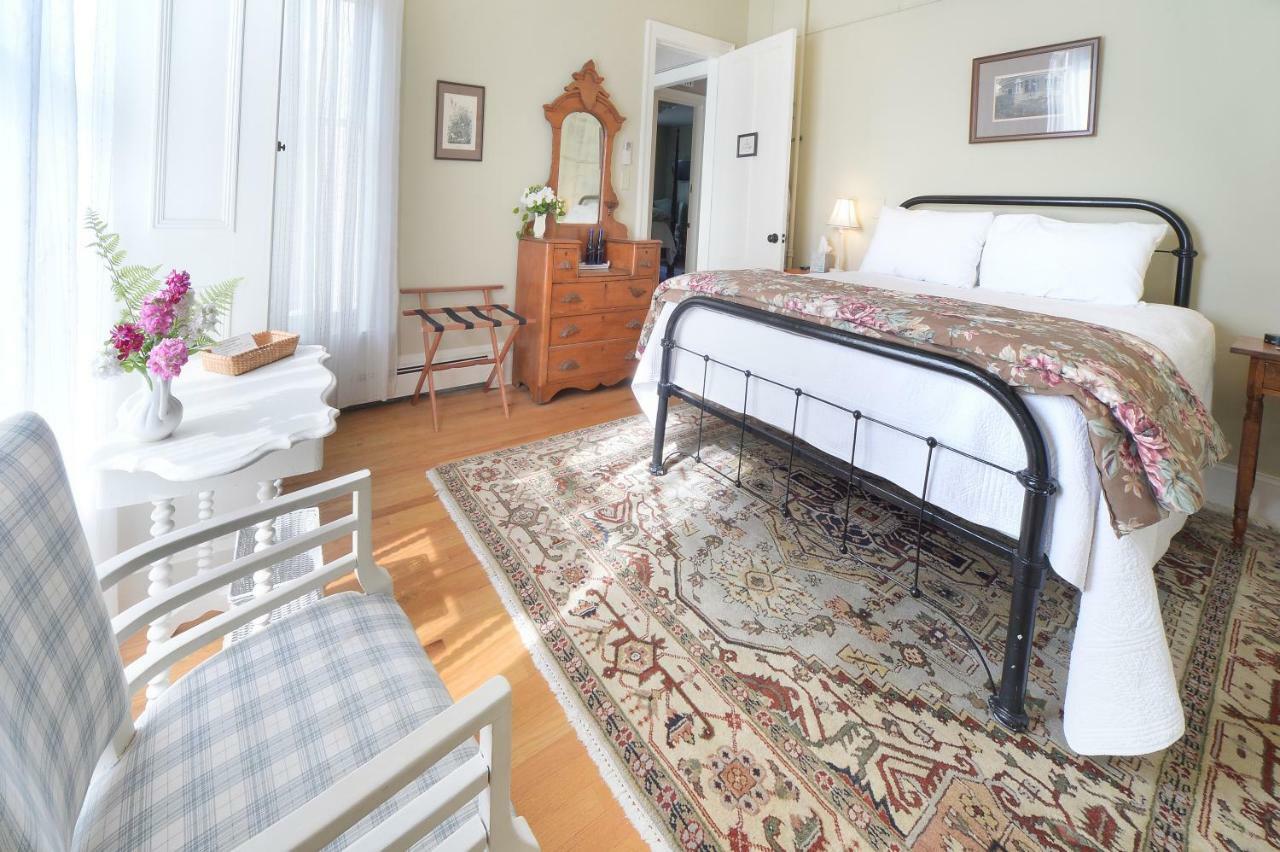 The Springwater Bed And Breakfast Saratoga Springs Eksteriør bilde