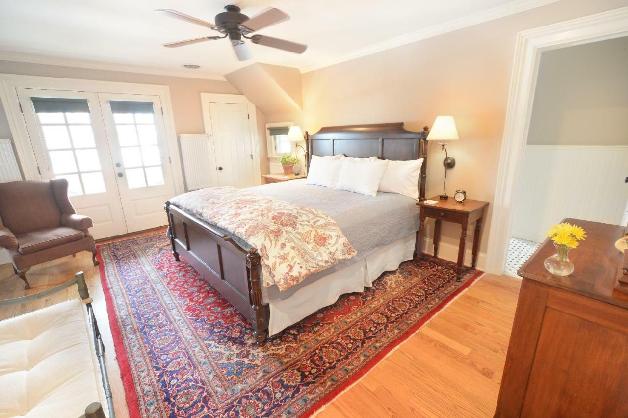 The Springwater Bed And Breakfast Saratoga Springs Eksteriør bilde