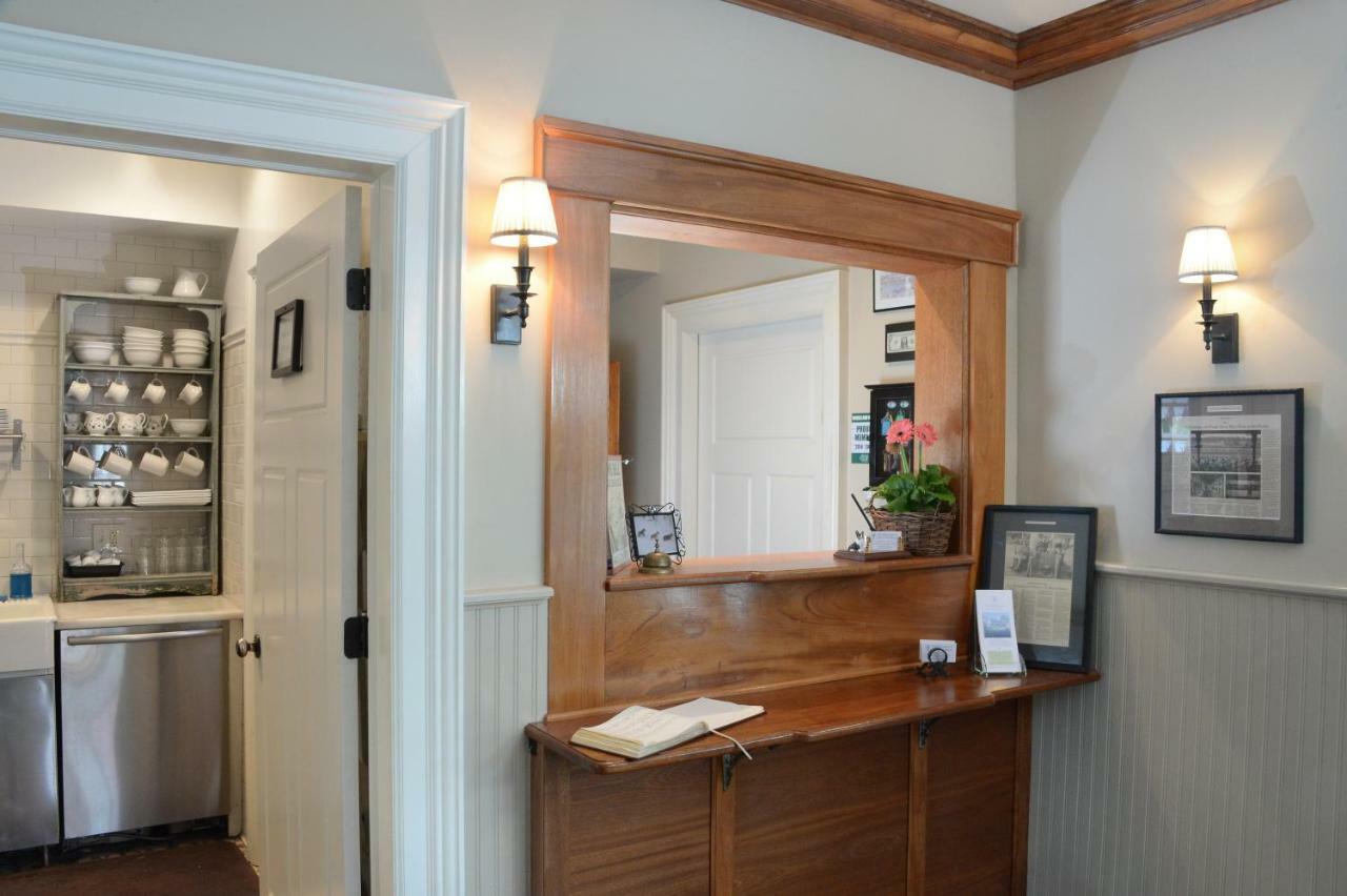 The Springwater Bed And Breakfast Saratoga Springs Eksteriør bilde