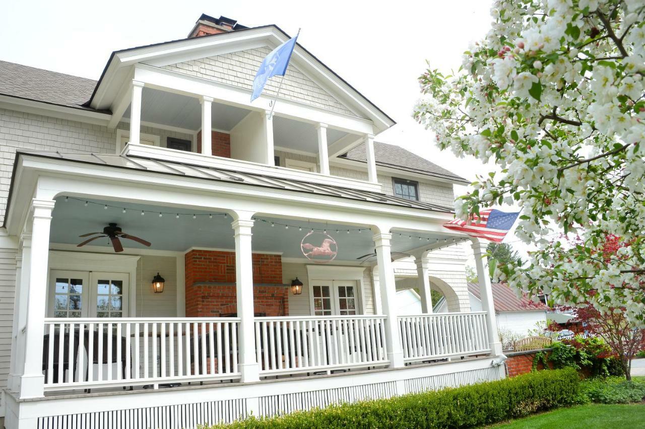 The Springwater Bed And Breakfast Saratoga Springs Eksteriør bilde