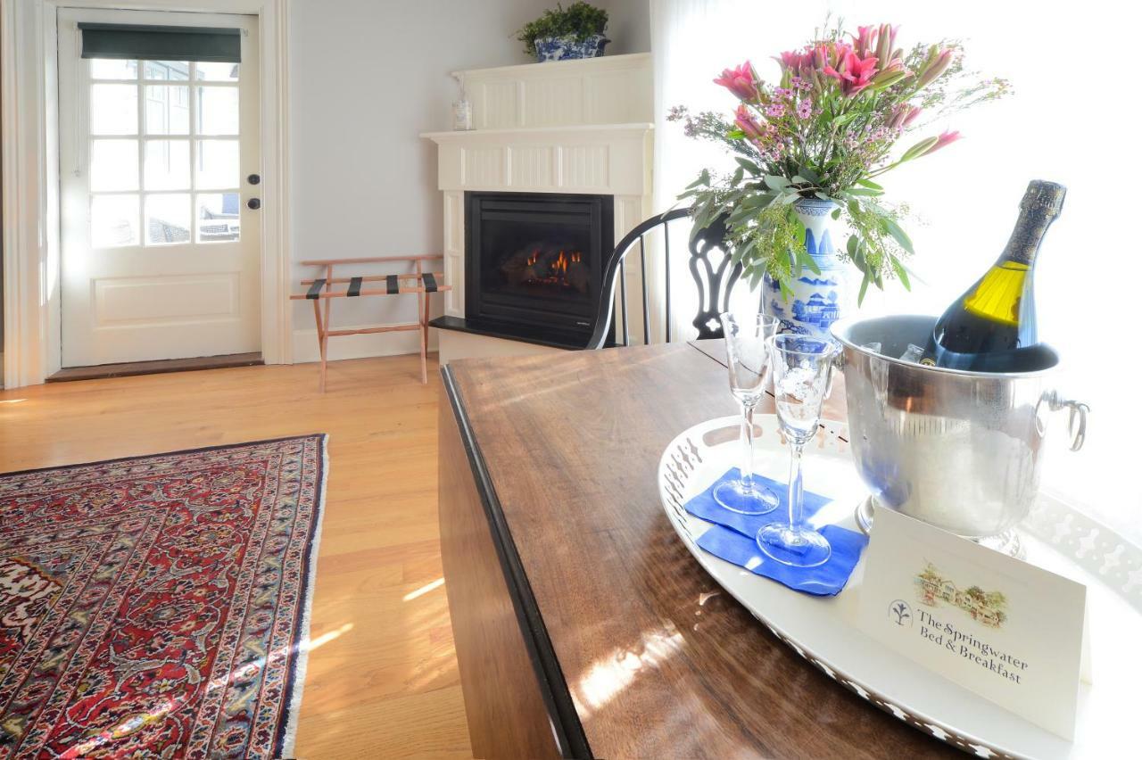 The Springwater Bed And Breakfast Saratoga Springs Eksteriør bilde