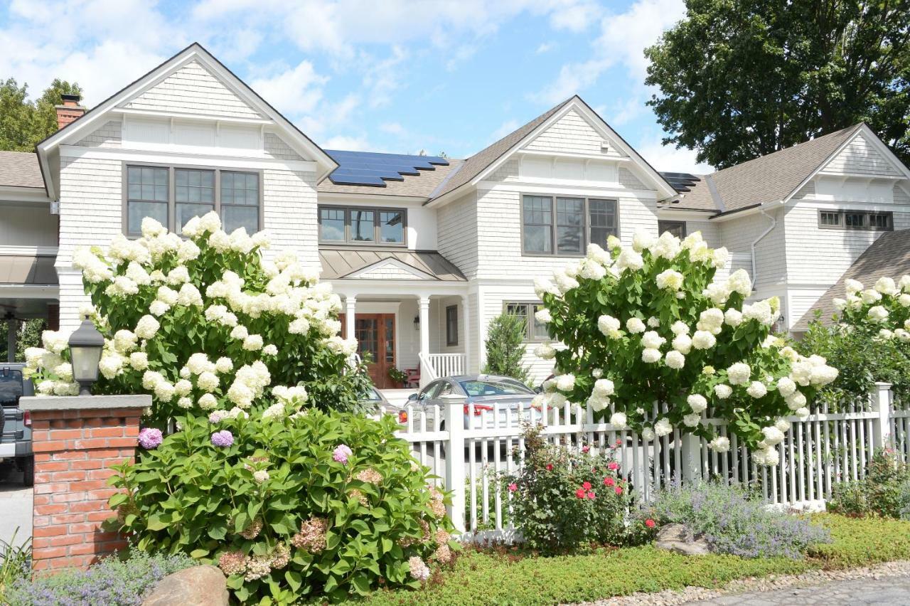 The Springwater Bed And Breakfast Saratoga Springs Eksteriør bilde